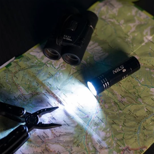 NC0001 LATARKA LED 300 LM NILS CAMP (15-02-308)